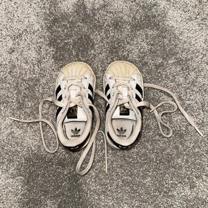 Adidas Black and White Sneakers Classic Style Size 4